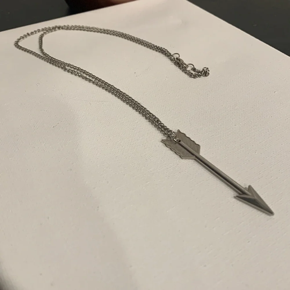 Arrow Long Necklace - Picture 2 of 2